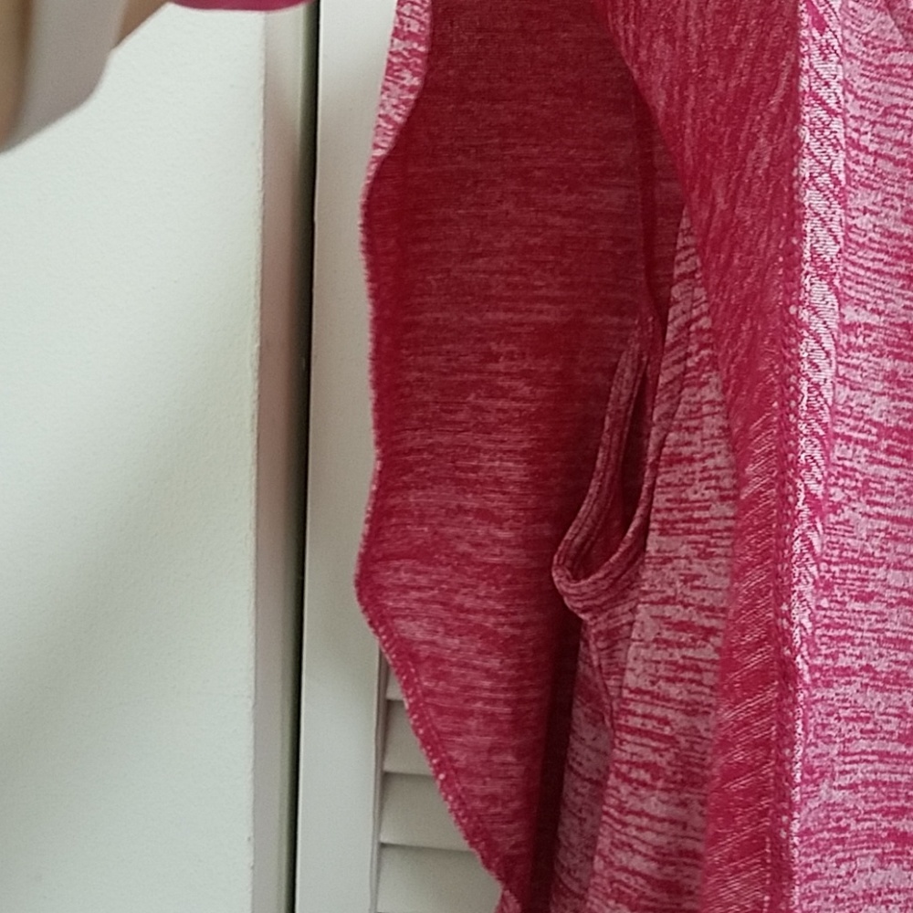 Pink blouse - Picture 3 of 3
